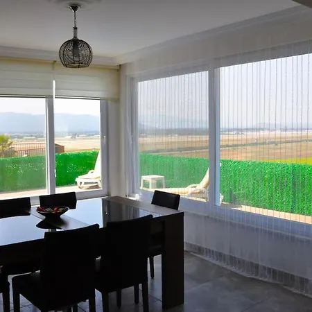 Villa Dalaman'da Doga Manzarali Azur Dalaman