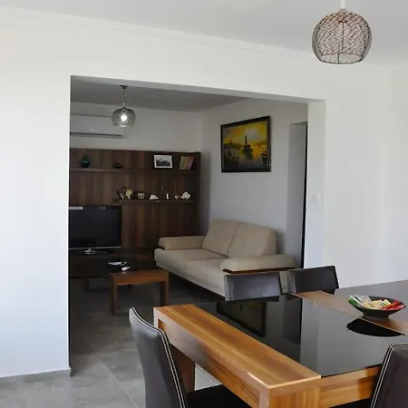Dalaman'da Doga Manzarali Azur Villa